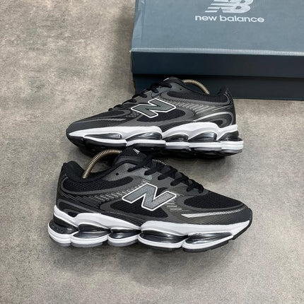 NB 2000 Black White