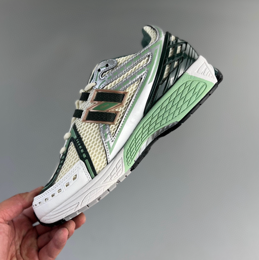 NB 1906R GREEN GOLD