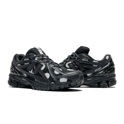 NB 1906R BLACK WHITE
