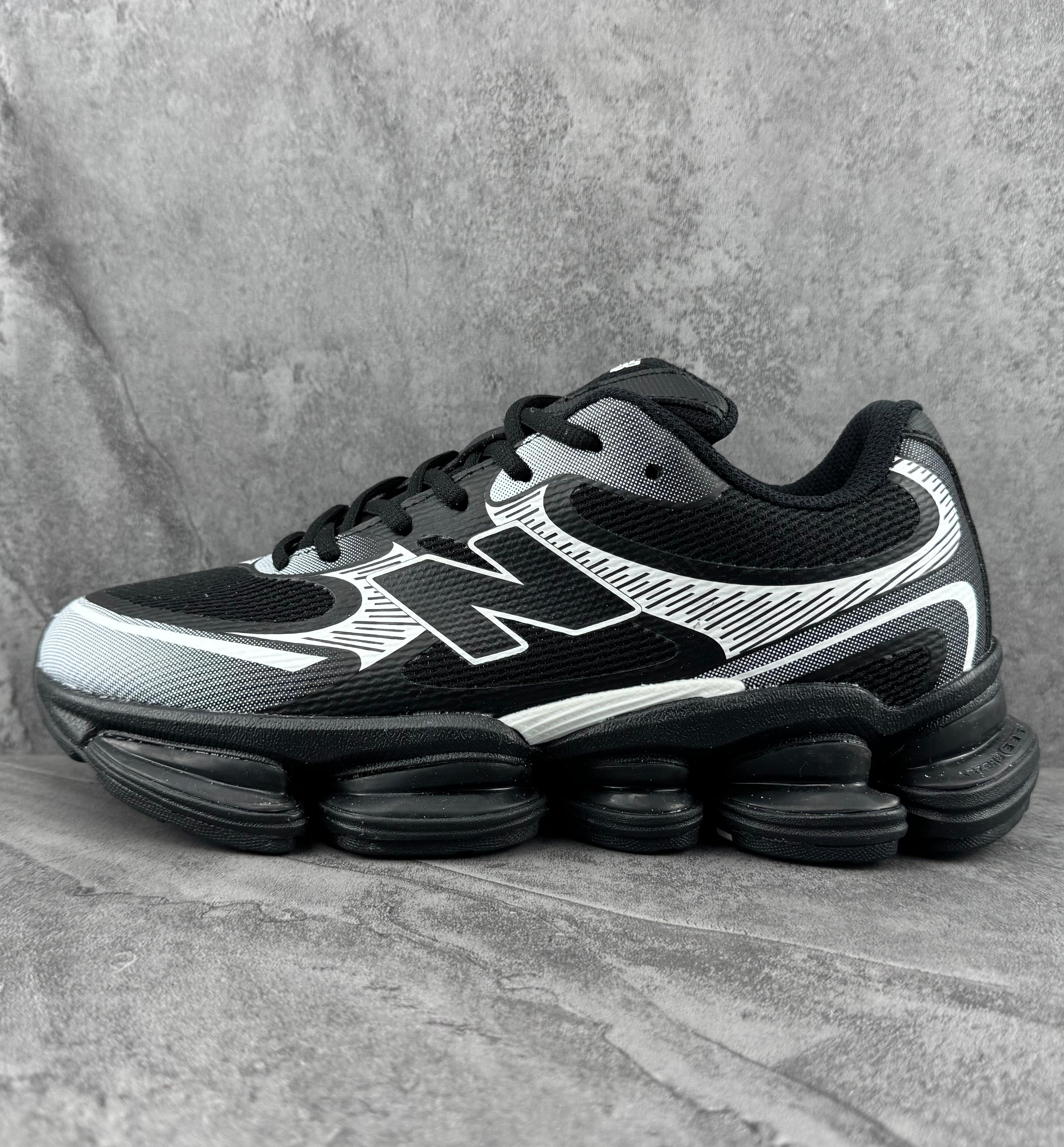 NB 2000 Black