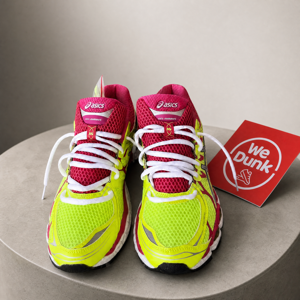Gel Nimbus 16 Running