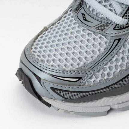Saucony Progrid Omni 9 Microchip Gris
