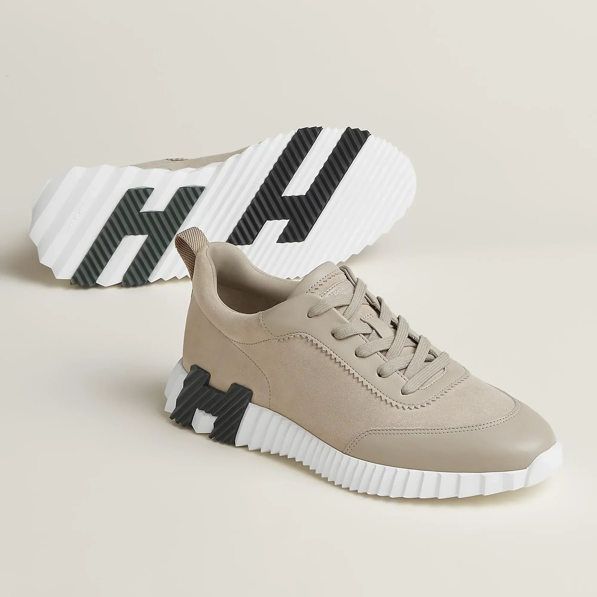 HRS Bouncing Beige Esquisse