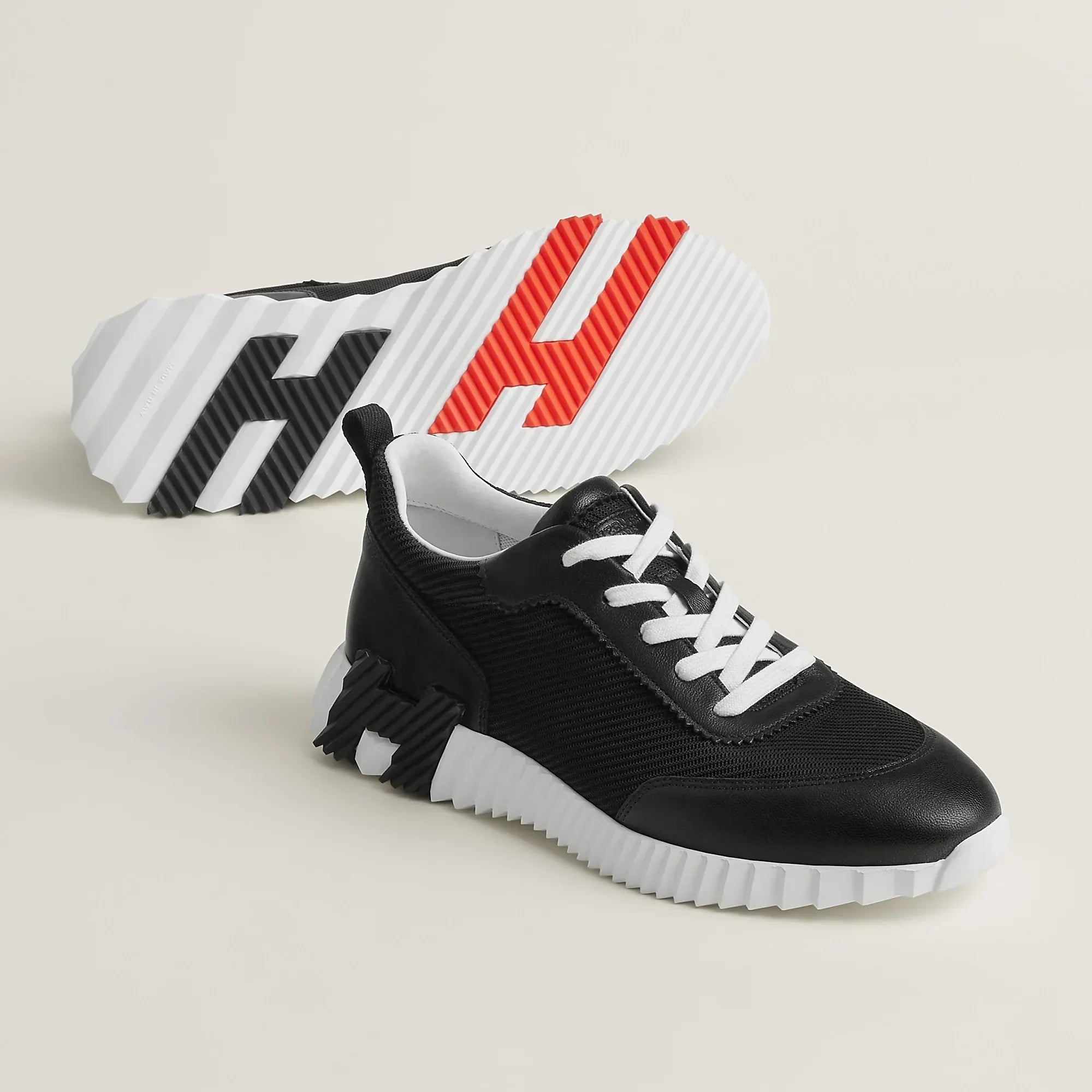 HRS Bouncing Noir